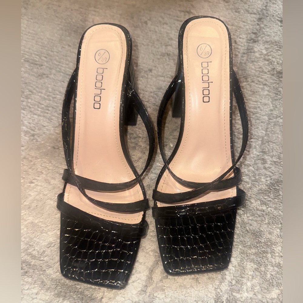Boohoo Glossy Black Croc-Effect Heels